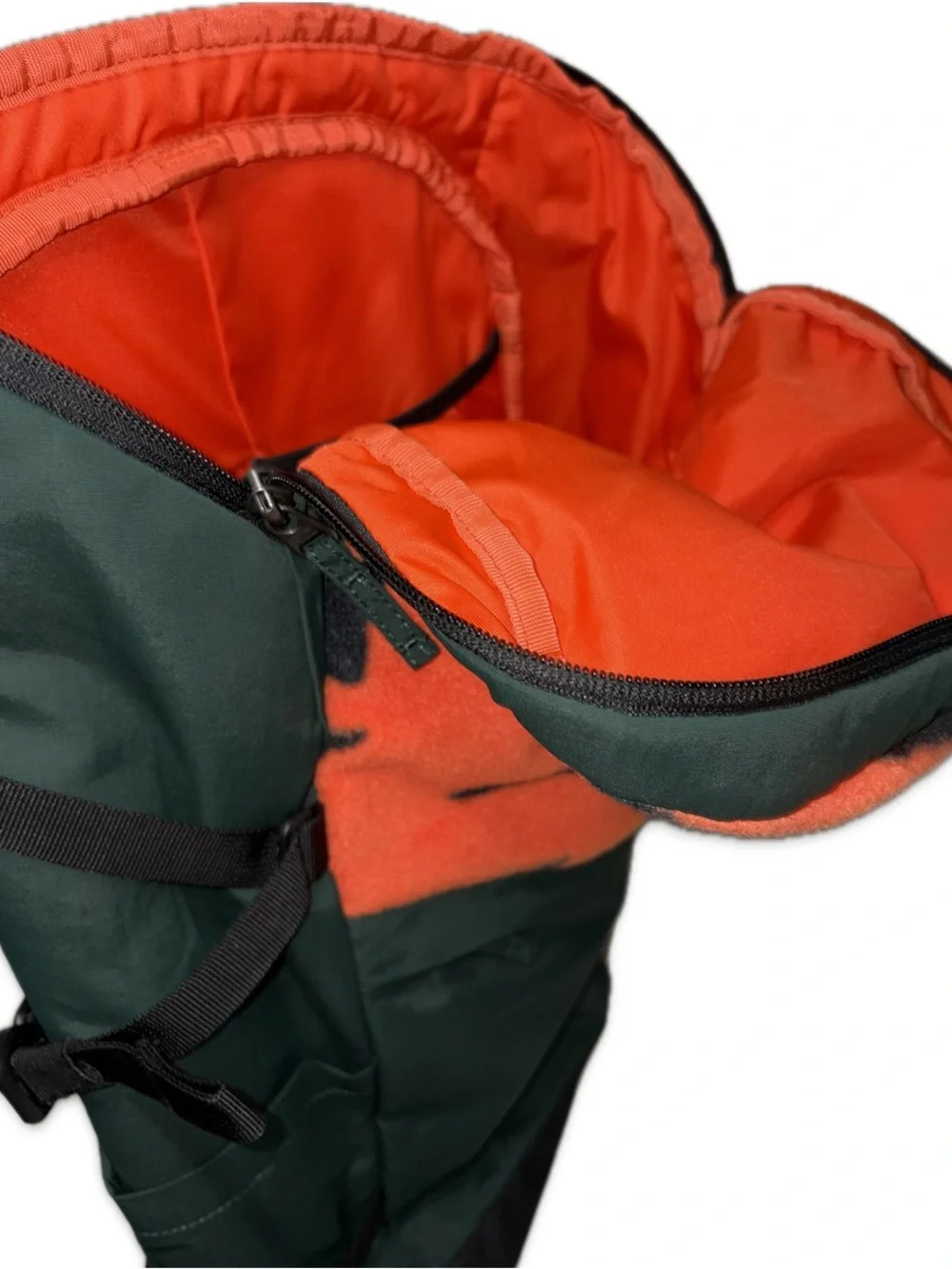 COLUMBIA Falmouth 24L Backpack Men’s Women’s Green Fleece Top Access Laptop